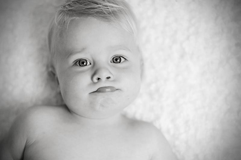 0610 BM 208 BW LR