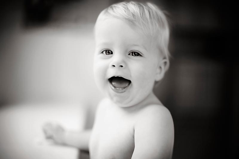 0610 BM 211 BW W LR